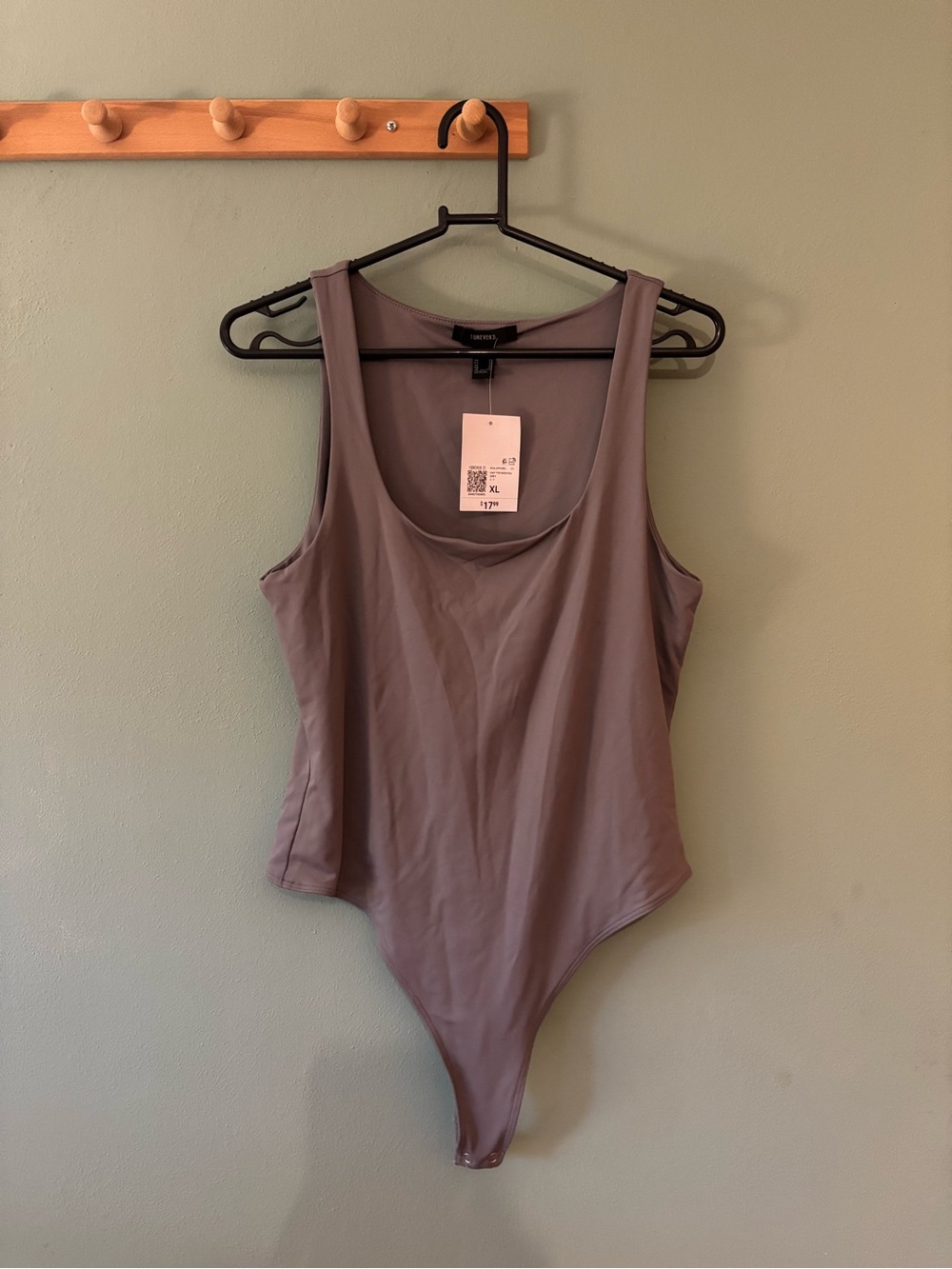 Forever 21 Scoop Neck Bodysuit - Mauve